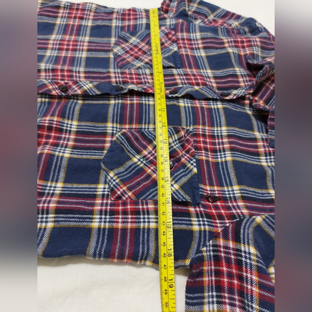 Volcom Checked Shirt - Picture 6 of 8